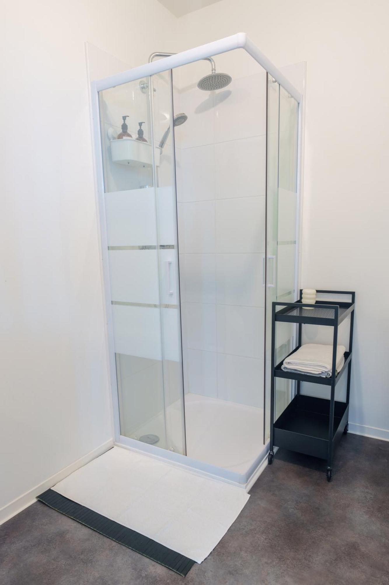 Appartement Le Fleur De Cerisier - Zmn Conciergerie à Saint-Quentin  Extérieur photo